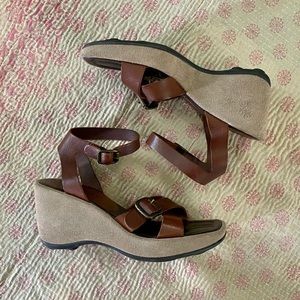 90s Kenneth Cole Reaction Wedge Platform Sandals